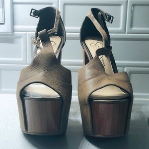 Jessica Simpson Dany Platform Heel